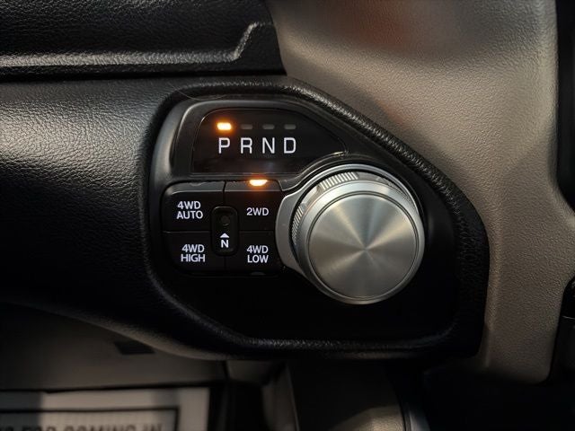2022 RAM 1500 Laramie Crew Cab 4x4 5'7' Box