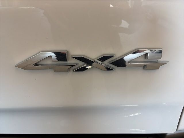 2022 RAM 1500 Laramie Crew Cab 4x4 5'7' Box