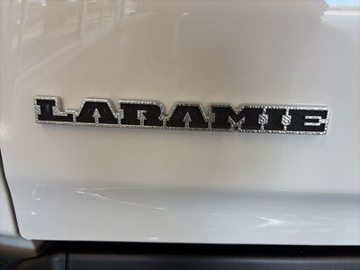 2022 RAM 1500 Laramie Crew Cab 4x4 5'7' Box