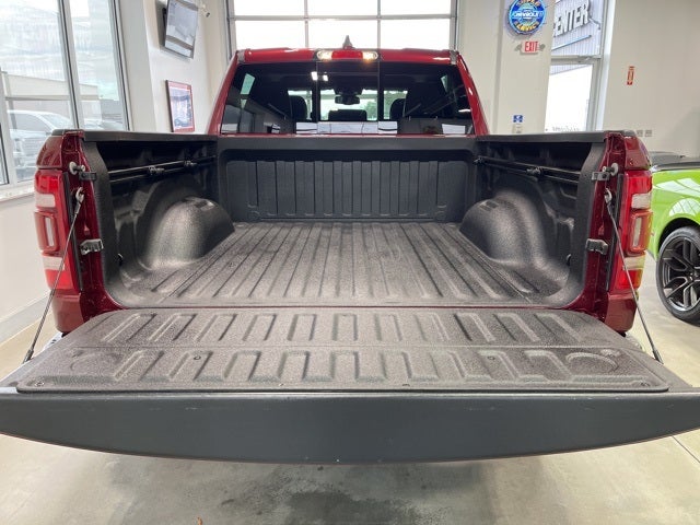2019 RAM 1500 Laramie Crew Cab 4x4 5'7' Box