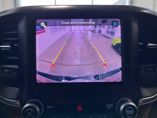 2019 RAM 1500 Laramie Crew Cab 4x4 5'7' Box