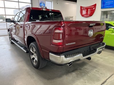 2019 RAM 1500 Laramie Crew Cab 4x4 5'7' Box