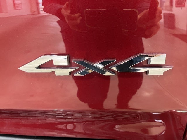 2019 RAM 1500 Laramie Crew Cab 4x4 5'7' Box