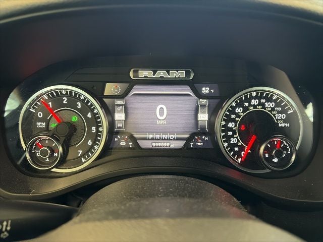 2023 RAM 1500 Laramie Crew Cab 4x4 5'7' Box