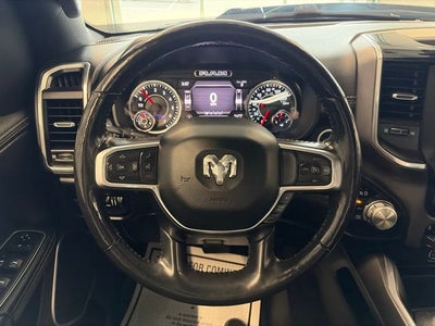 2020 RAM 1500 Laramie Crew Cab 4x4 5'7' Box