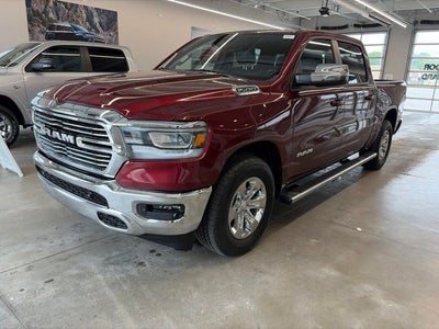 2023 RAM 1500 Laramie Crew Cab 4x4 5'7' Box