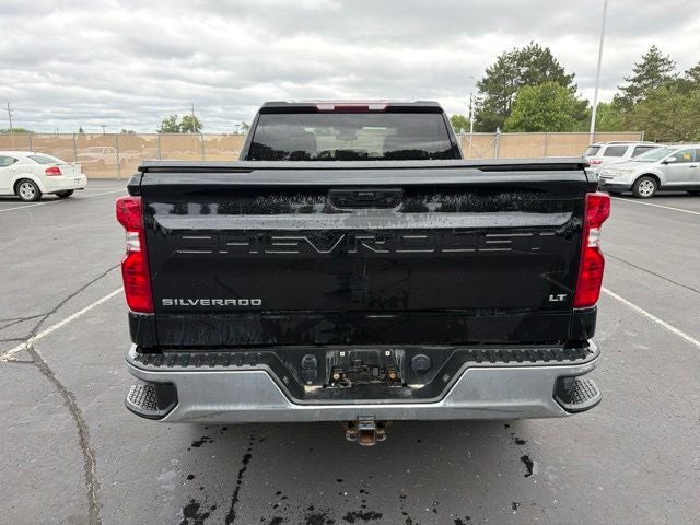 2022 Chevrolet Silverado 1500 4WD Double Cab Standard Bed LT with 2FT