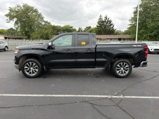 2022 Chevrolet Silverado 1500 4WD Double Cab Standard Bed LT with 2FT