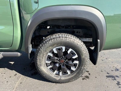 2022 Nissan Frontier Crew Cab PRO-4X 4x4