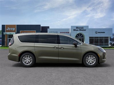 2027 Chrysler Pacifica PACIFICA SELECT