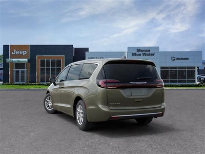 2027 Chrysler Pacifica PACIFICA SELECT