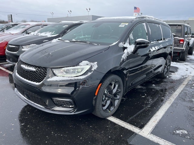 2026 Chrysler Pacifica PACIFICA SELECT