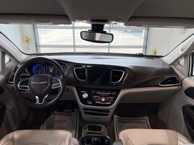 2017 Chrysler Pacifica Touring L