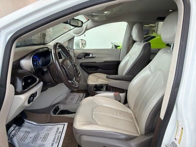 2017 Chrysler Pacifica Touring L