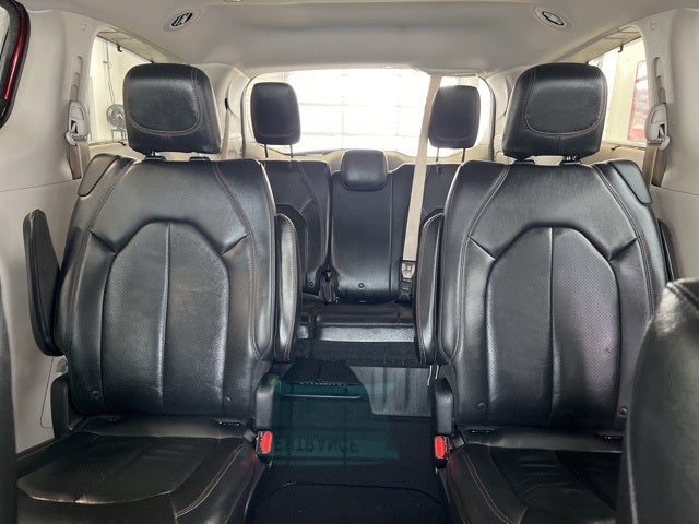 2017 Chrysler Pacifica Touring-L Plus