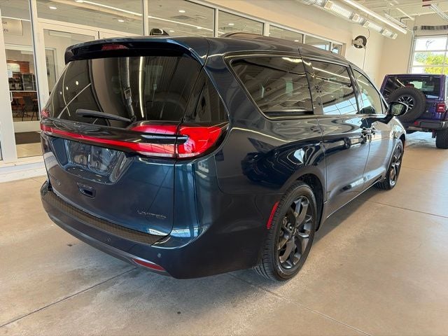2025 Chrysler Pacifica Limited