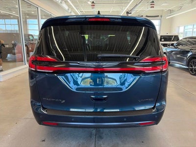 2025 Chrysler Pacifica Limited