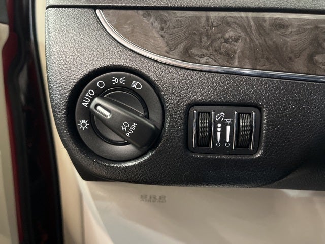 2014 Chrysler Town & Country Limited