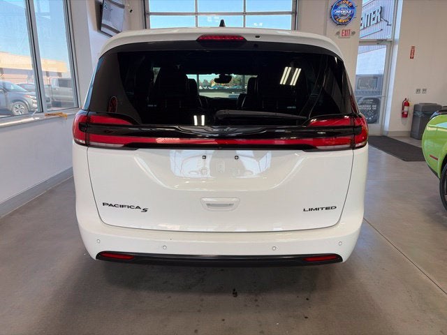 2025 Chrysler Pacifica Limited