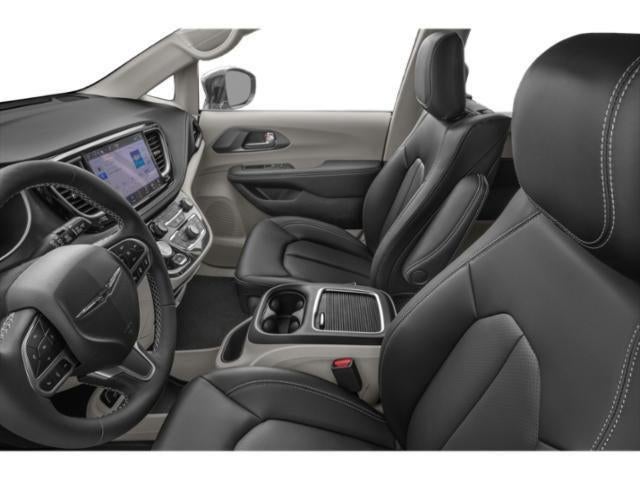 2024 Chrysler Pacifica Hybrid S Appearance Pkg