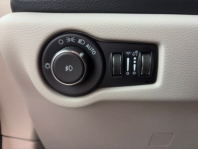 2023 Chrysler Pacifica Touring L AWD