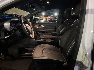 2026 Chrysler Pacifica PACIFICA LIMITED AWD