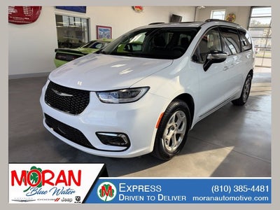 2023 Chrysler Pacifica Limited AWD