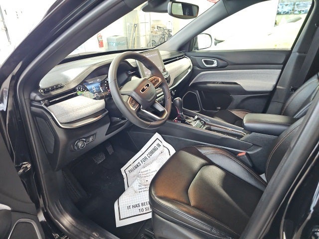 2024 Jeep Compass Latitude Lux FWD