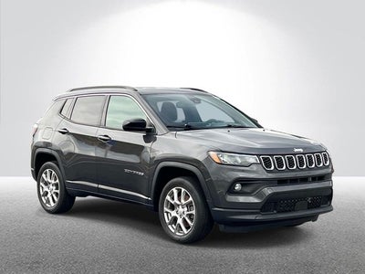 2024 Jeep Compass Latitude Lux