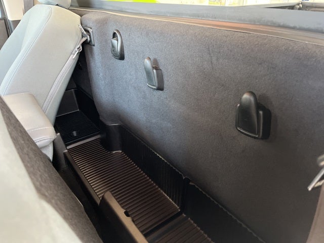 2020 RAM 1500 Classic Tradesman Regular Cab 4x4 8' Box