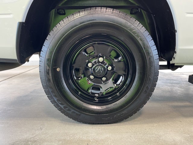 2020 RAM 1500 Classic Tradesman Regular Cab 4x4 8' Box