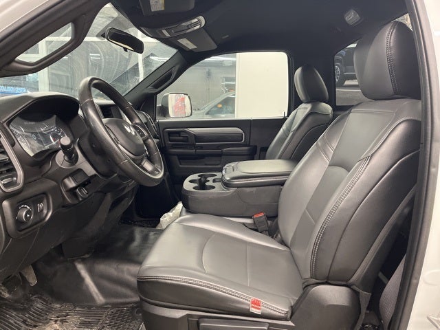 2022 RAM 2500 Tradesman Regular Cab 4x4 8' Box