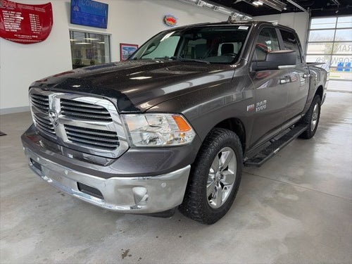 2017 RAM 1500 Big Horn Crew Cab 4x4 5'7' Box