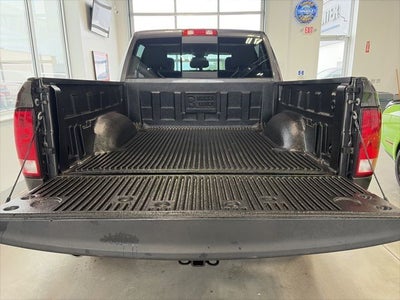 2017 RAM 1500 Big Horn Crew Cab 4x4 5'7' Box
