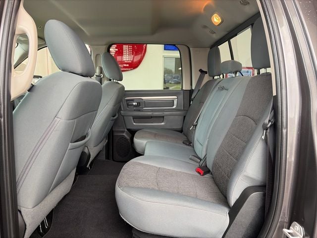 2017 RAM 1500 Big Horn Crew Cab 4x4 5'7' Box