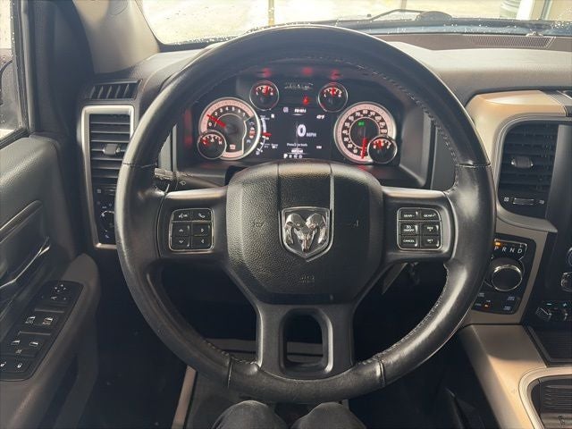 2017 RAM 1500 Big Horn Crew Cab 4x4 5'7' Box