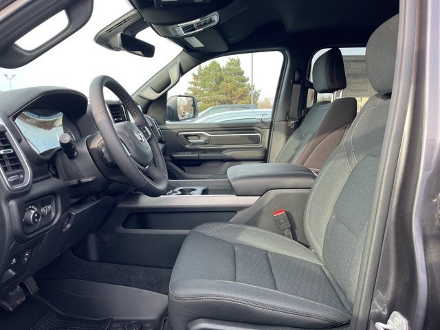 2025 RAM Ram 1500 RAM 1500 BIG HORN CREW CAB 4X4 5'7' BOX