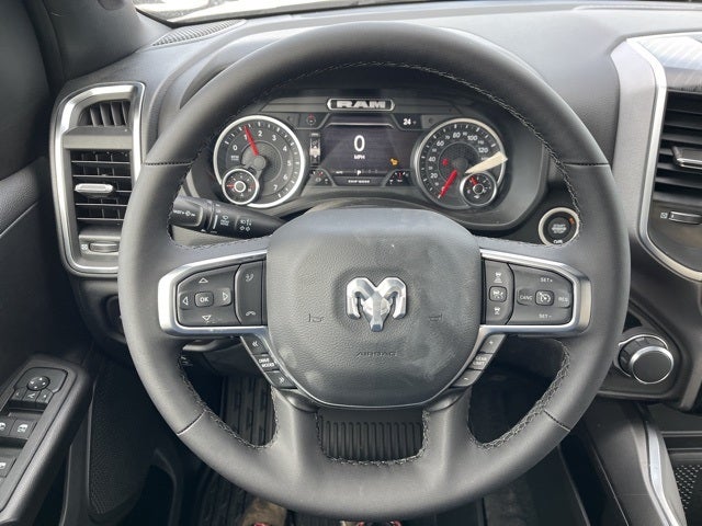 2025 RAM Ram 1500 RAM 1500 BIG HORN CREW CAB 4X4 5'7' BOX