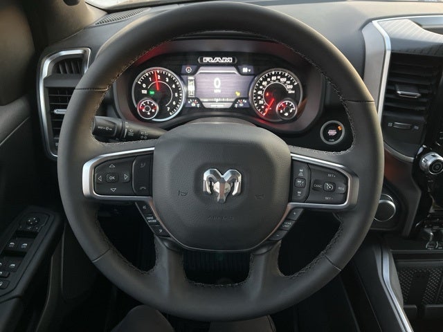 2025 RAM Ram 1500 RAM 1500 BIG HORN CREW CAB 4X4 5'7' BOX