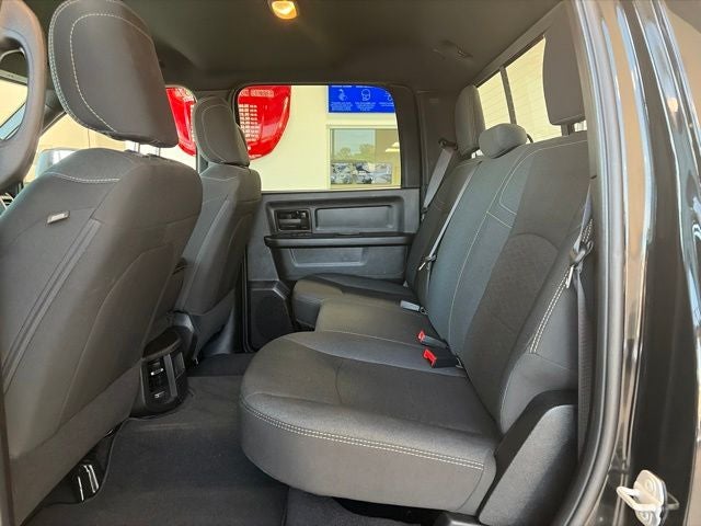 2026 RAM 2500 Black Express Crew Cab 4x4 6'4' Box