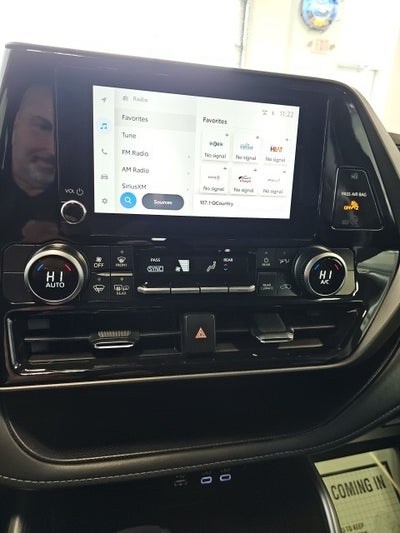 2024 Toyota Highlander Base