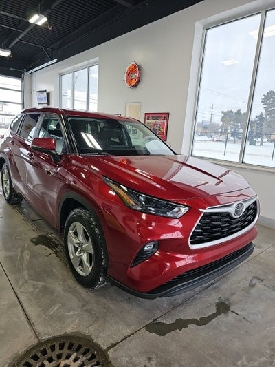 2024 Toyota Highlander Base