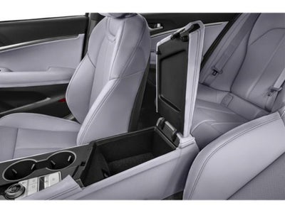 2025 Genesis G70 2.5T RWD