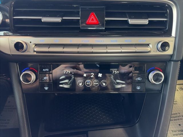 2025 Genesis G70 2.5T RWD