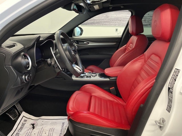 2024 Alfa Romeo Stelvio Veloce AWD