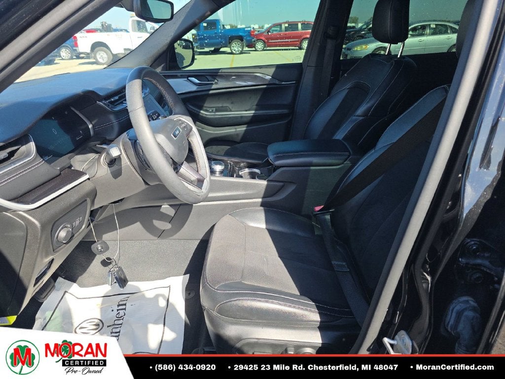 2023 Jeep Grand Cherokee L Altitude