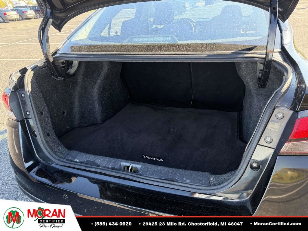 2021 Nissan Versa 1.6 SV