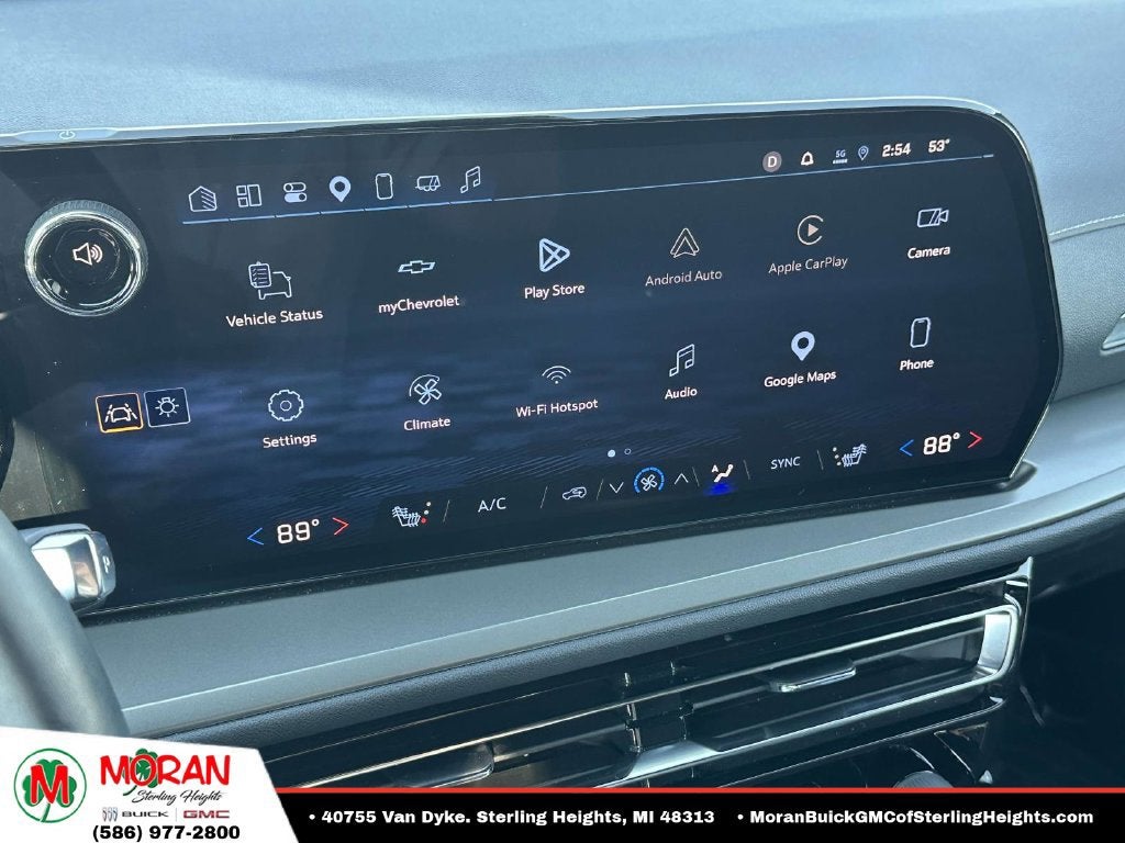 2025 Chevrolet Traverse LT