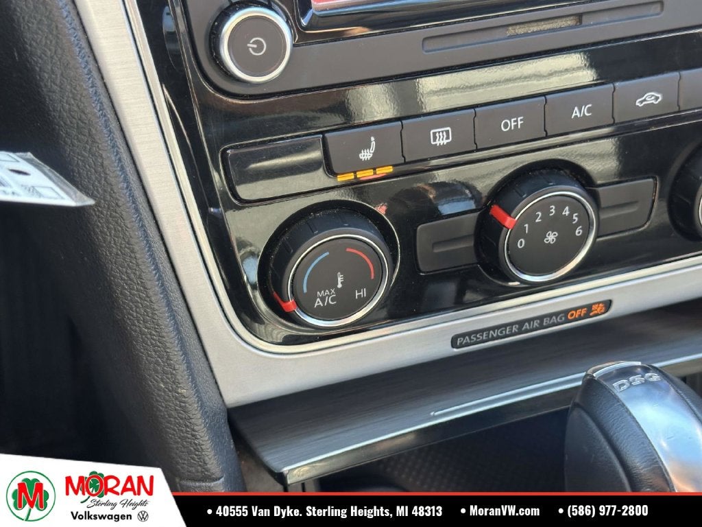 2013 Volkswagen Passat V6 SE w/Sunroof