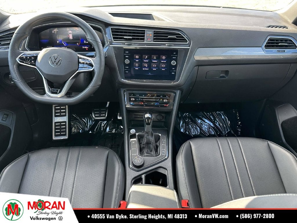 2024 Volkswagen Tiguan 2.0T SE R-Line Black